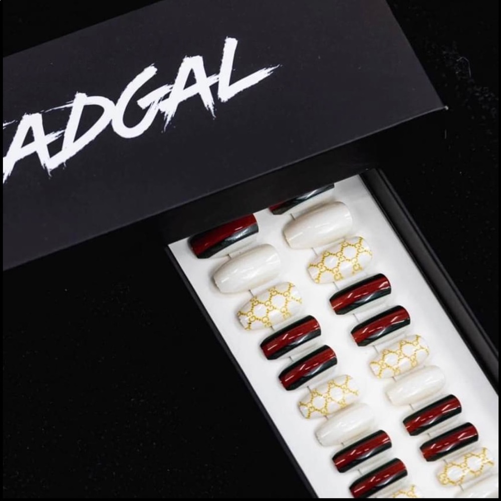 NEW Dead Gal Gucci Design Nail Set